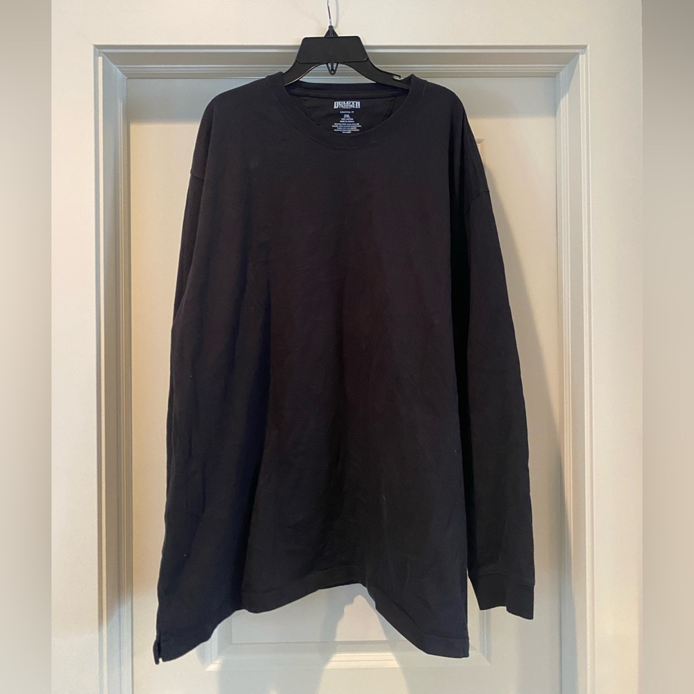 Duluth Trading Co. Longtail T Long
Sleeve Relaxed Fit T-Shirt Black
Mens 2XL